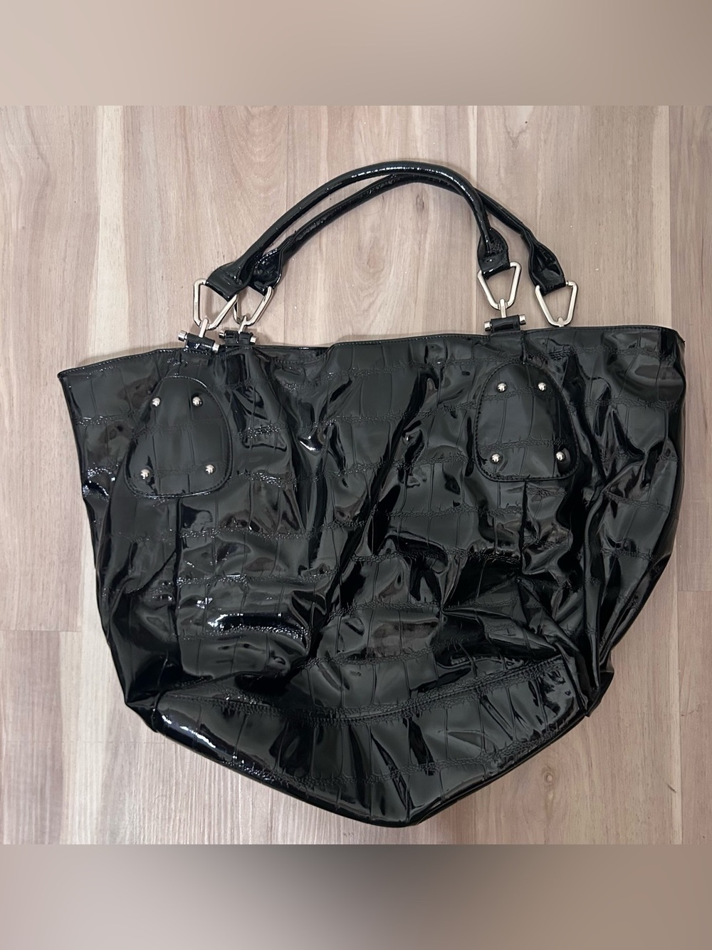 ❤️MAKE OFFER❤️ White House Black Market Black Patent Tote Silver Large Y2K